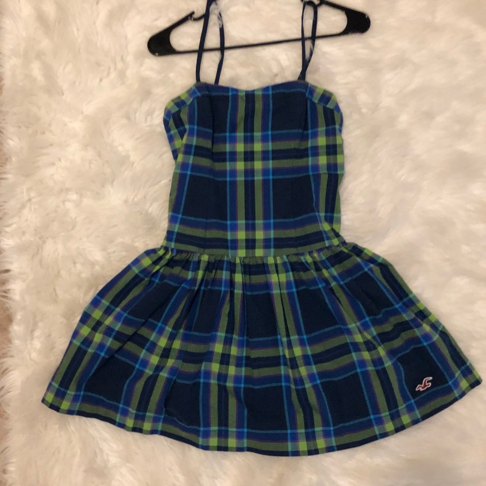 Adorable plaid Hollister mini dress